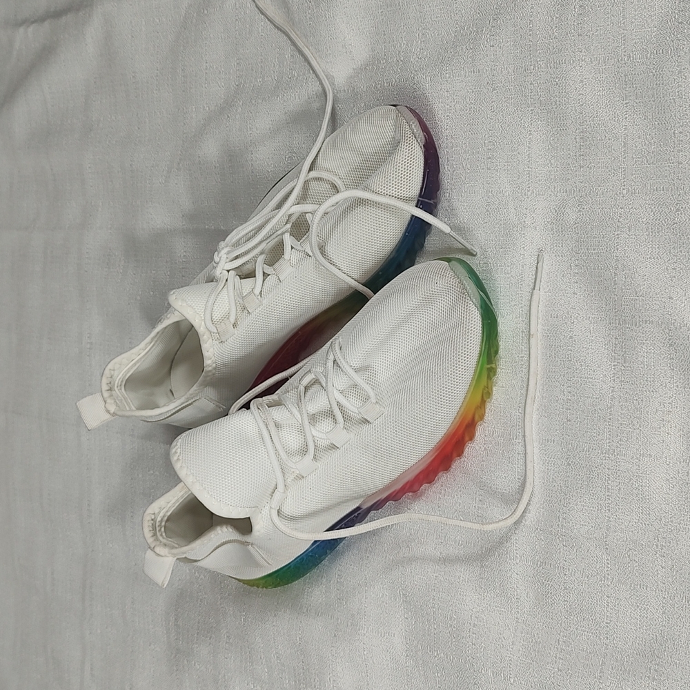 Wanted Affinity White Mesh Rainbow Colorful Soles Sneakers Tennis Shoes Size 10